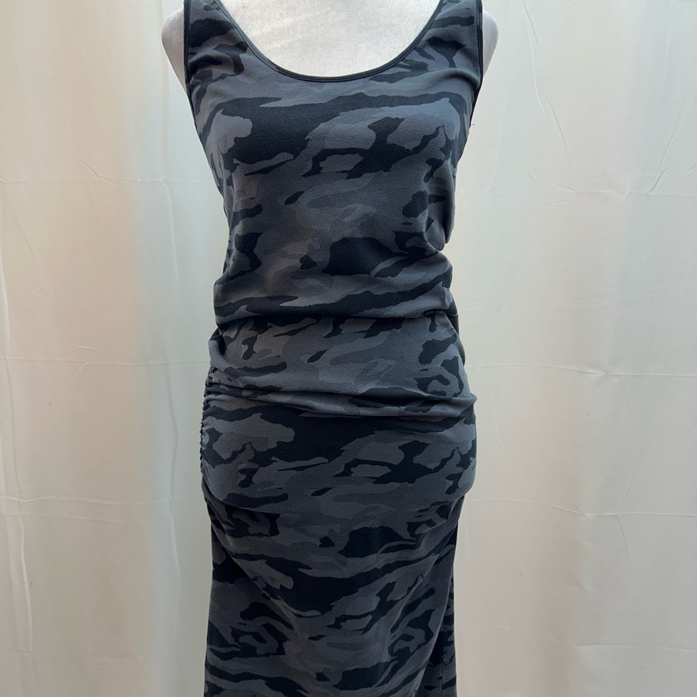 Monrow Gray & Black Camo Fitted Midi Dress XS